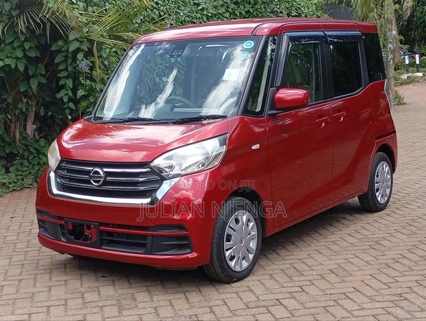 Nissan Dayz Roox 2017 Red