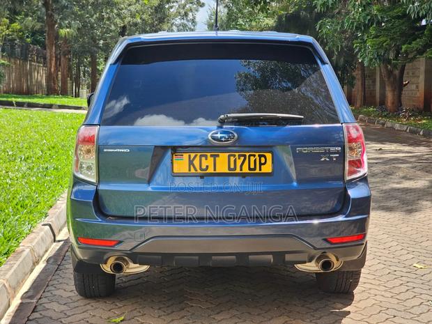 Subaru Forester 2011 Blue