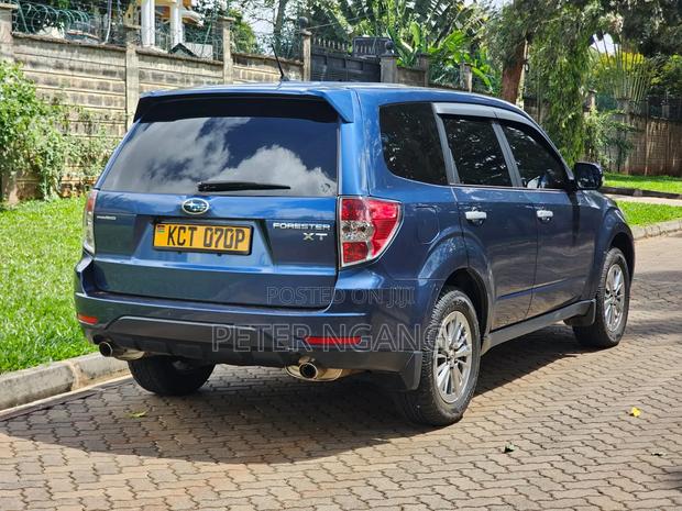 Subaru Forester 2011 Blue