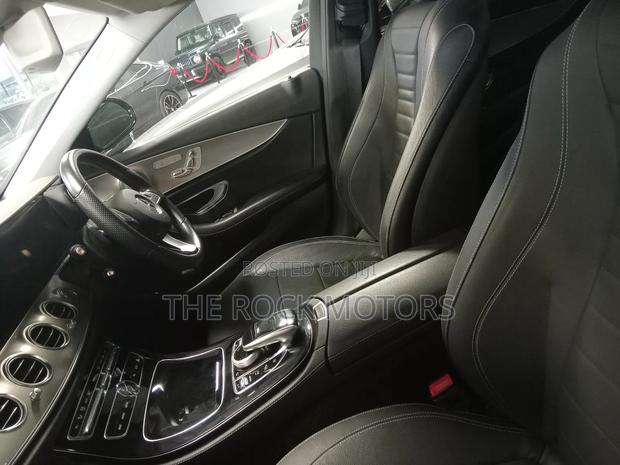 Mercedes-Benz E200 2019 Black