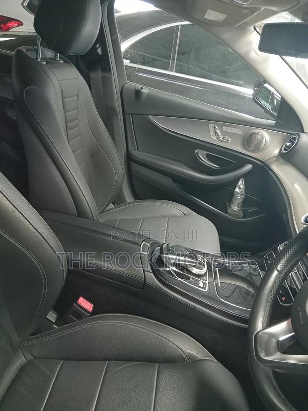 Mercedes-Benz E200 2019 Black