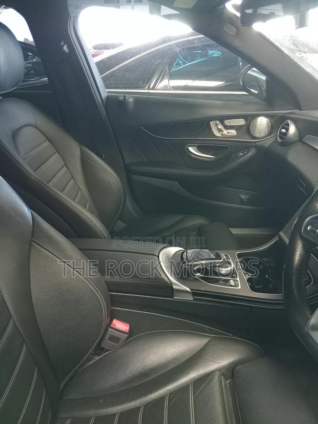 Mercedes-Benz C220 2019 Green