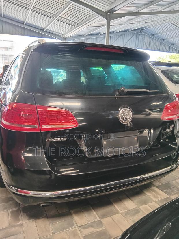 Volkswagen Passat 2015 Black