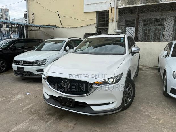 Mazda CX-5 2020 Off white