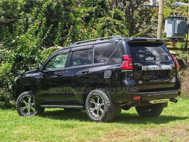 Toyota Land Cruiser Prado 2019 Matt Black