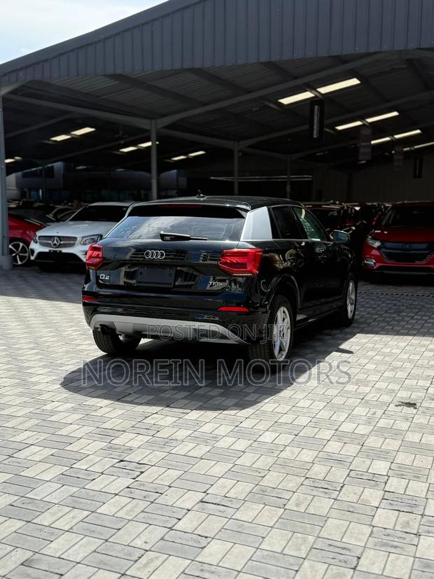 Audi Q2 2019 Matt Black