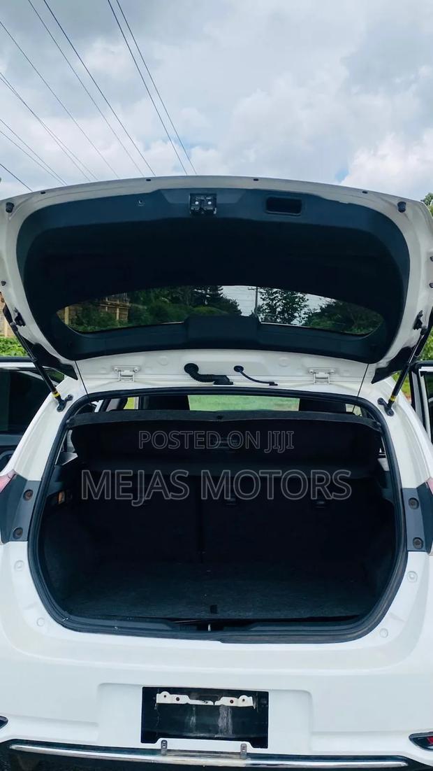 Toyota Auris 2016 White