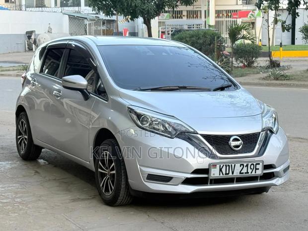 Nissan Note 2018 Silver