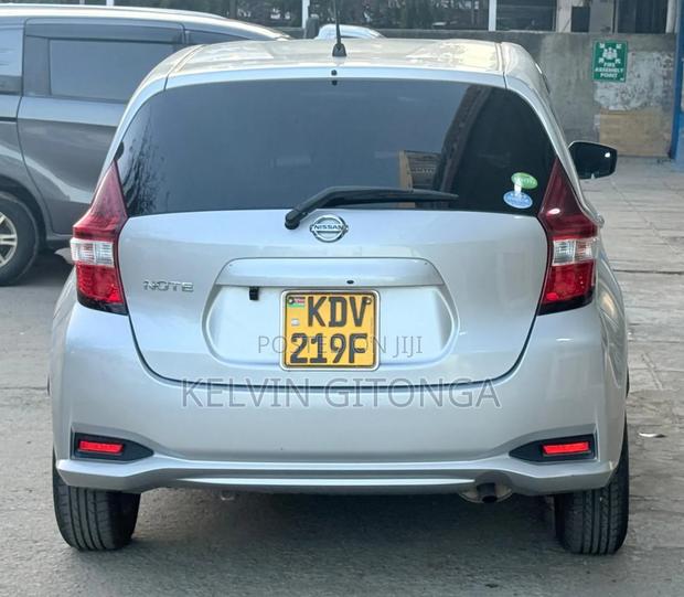 Nissan Note 2018 Silver