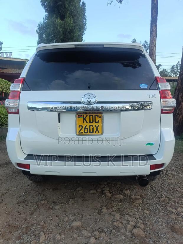 Toyota Land Cruiser Prado 2015 White