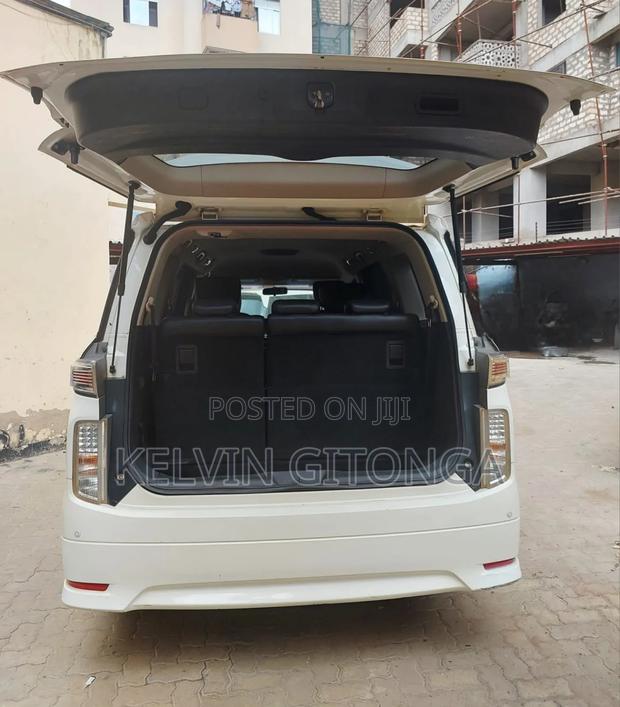 Nissan Elgrand 2015 White