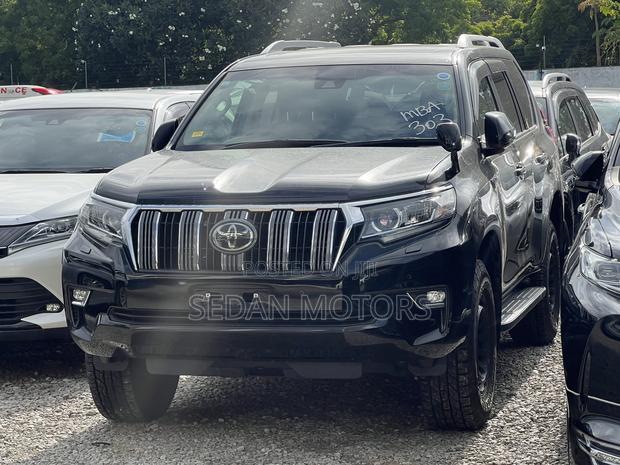 Toyota Land Cruiser Prado 2019 Black