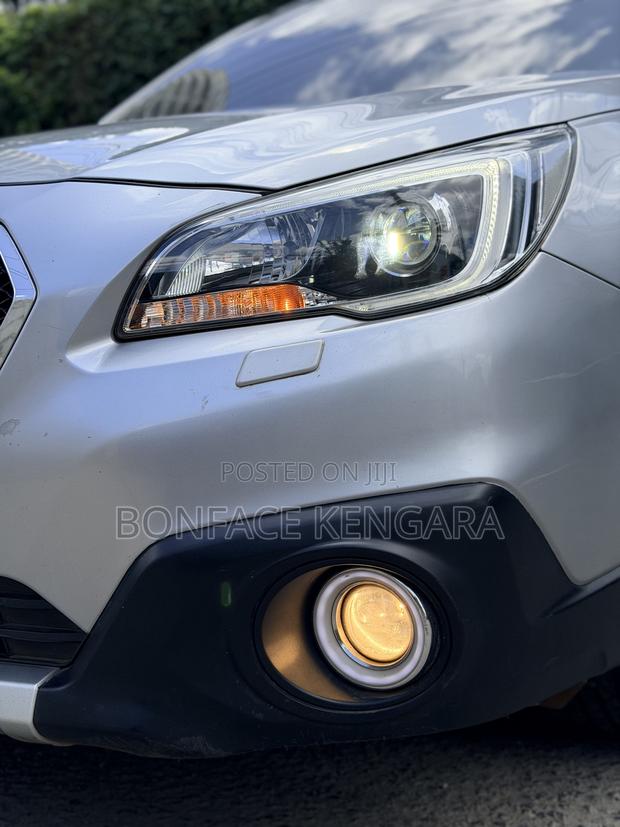 Subaru Outback 2.5i AWD 2016 Silver