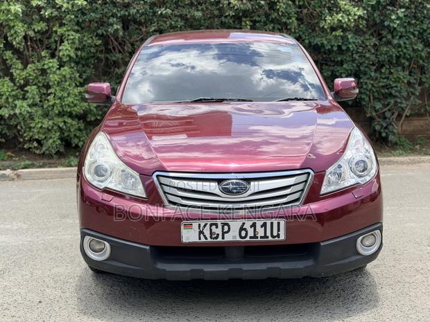 Subaru Outback 2.5i 2010 Red
