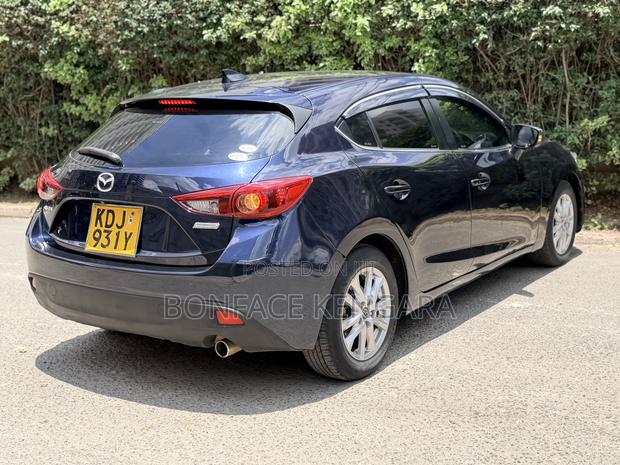 Mazda Axela 2015 Blue
