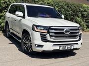 Toyota Land Cruiser 4.6 V8 ZX 2014 White for sale