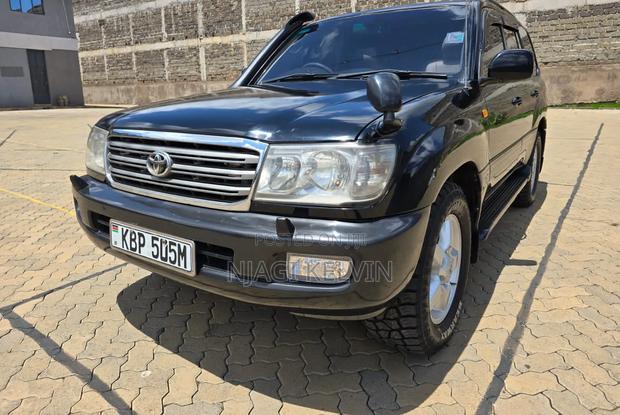 Toyota Land Cruiser 100 4.2 2006 Black