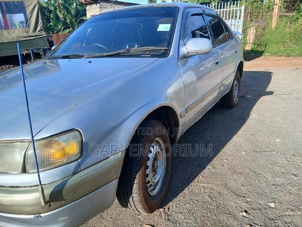 Toyota Corolla 1998 Silver