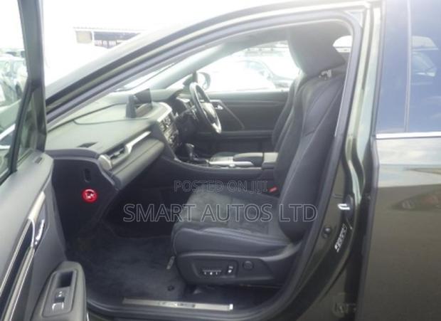 Lexus RX 300 2WD 2020 Green