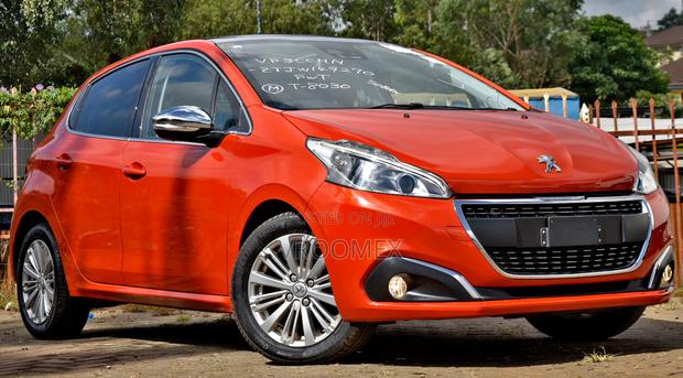 Peugeot 208 2019 Orange