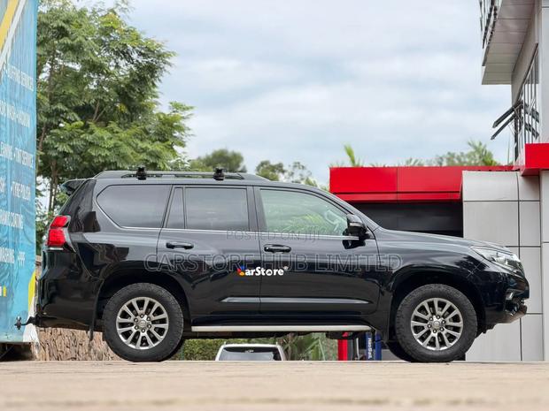 Toyota Land Cruiser Prado 2.8 2020 Black