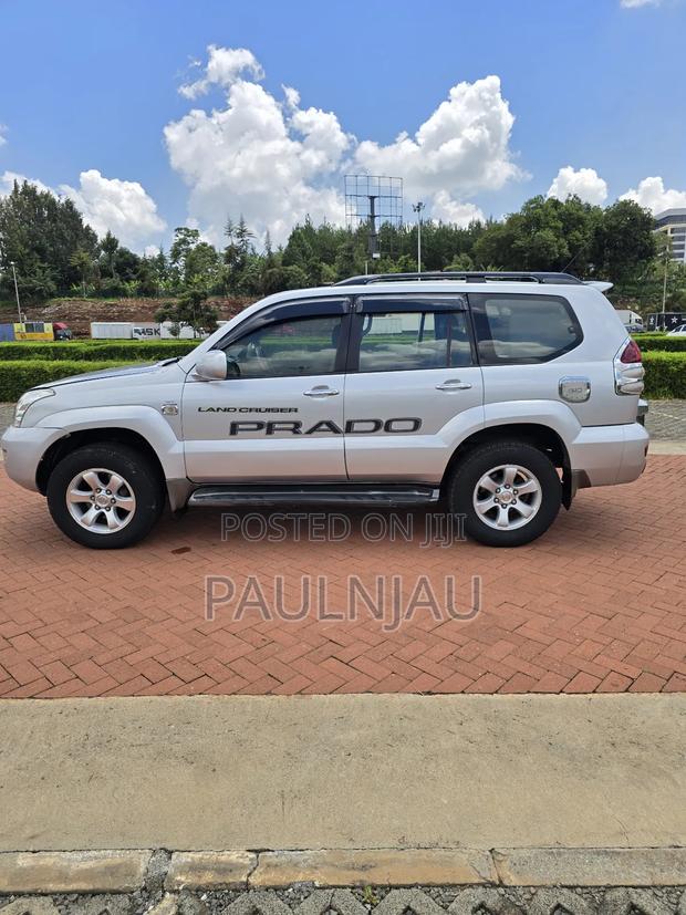 Toyota Land Cruiser Prado 2006 Silver