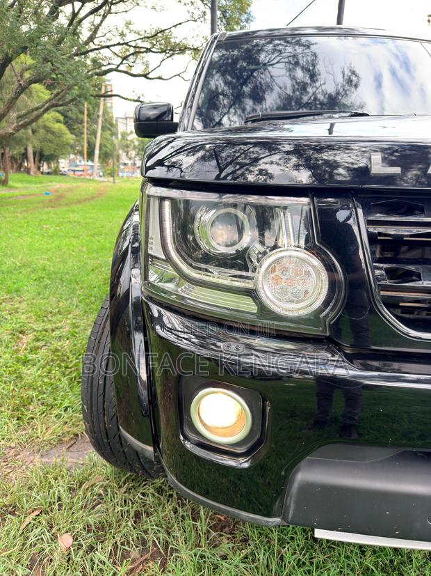 Land Rover Discovery 2014 Black