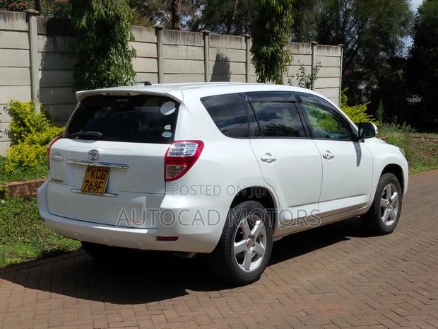 Toyota Vanguard 2009 Pearl