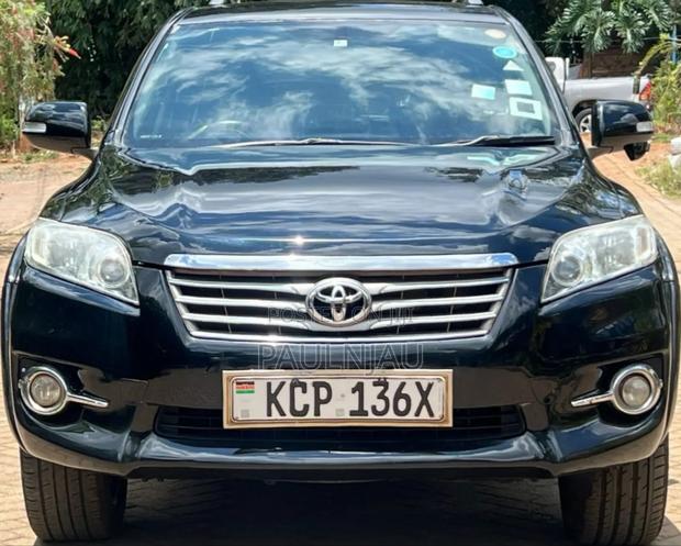 Toyota Vanguard 2010 Black