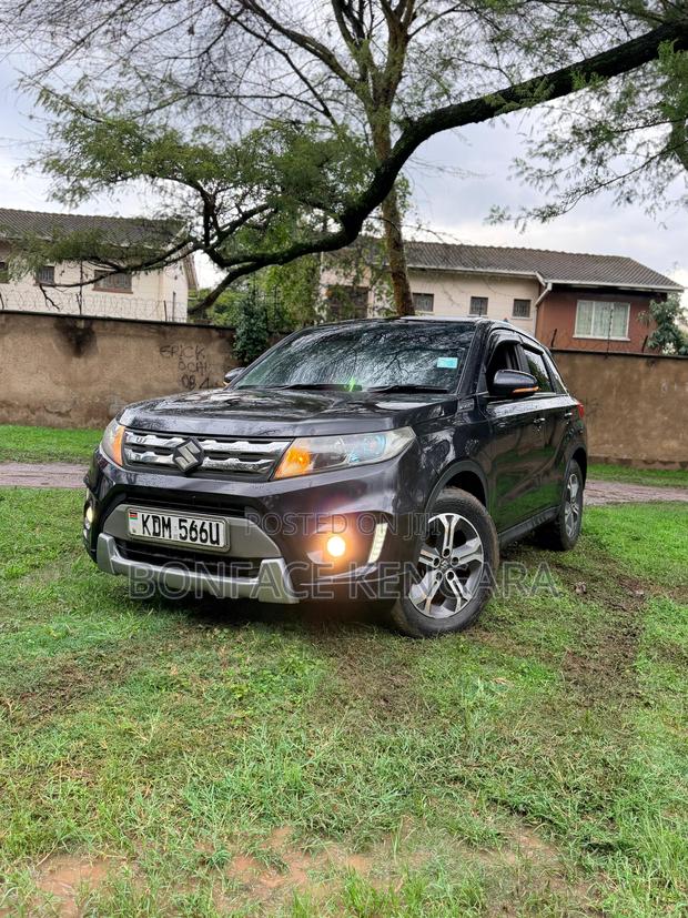 Suzuki Escudo 2016 Black