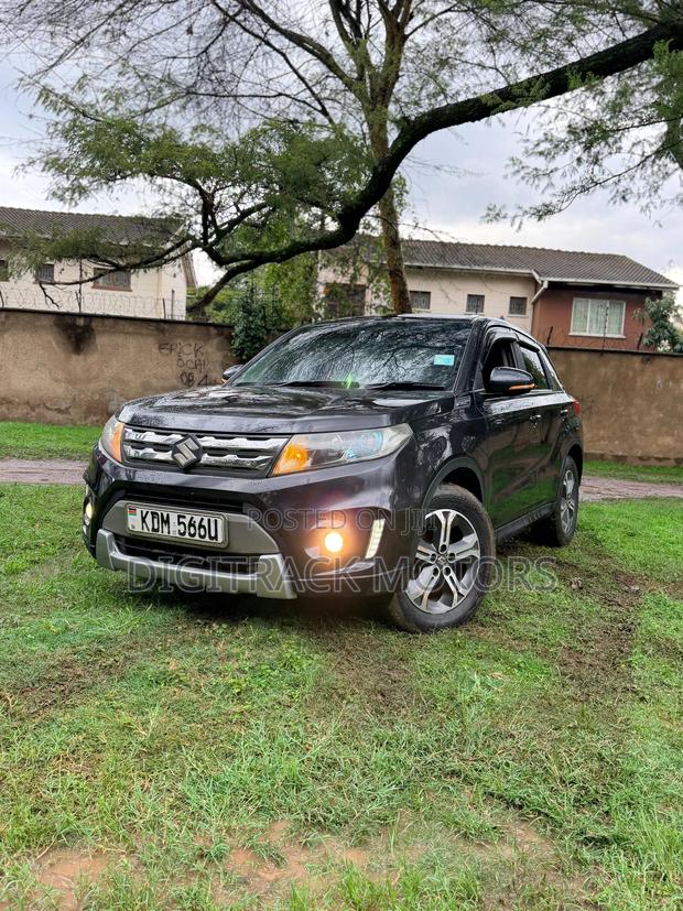 Suzuki Escudo 2016 Black