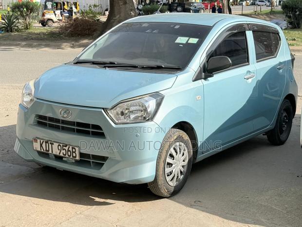 Daihatsu Mira 2017 Blue