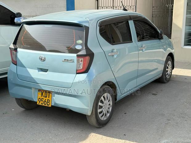 Daihatsu Mira 2017 Blue