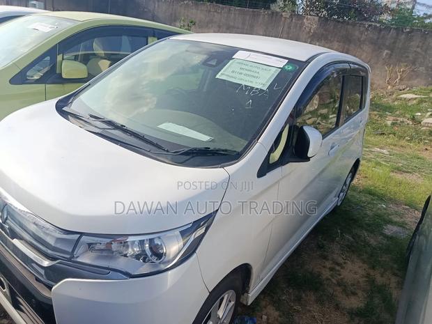 Mitsubishi EK Wagon 2018 White