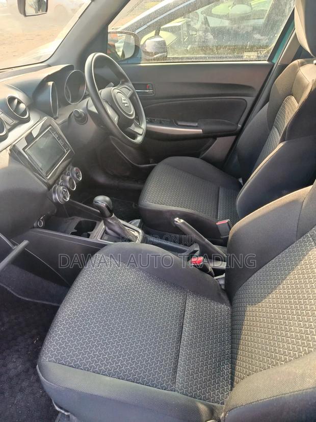 Suzuki Swift 2019 Blue