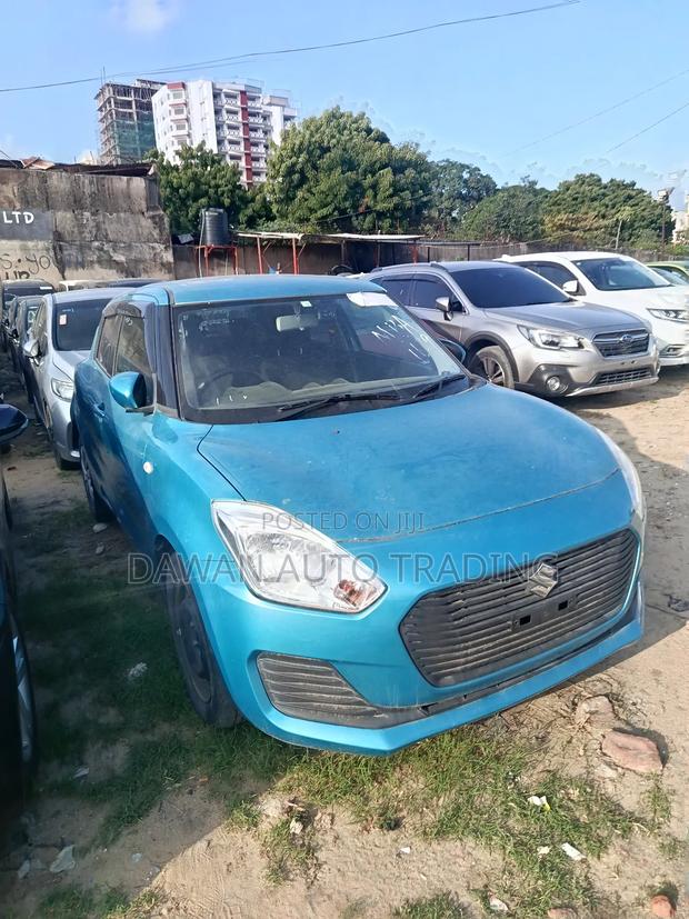 Suzuki Swift 2018 Blue