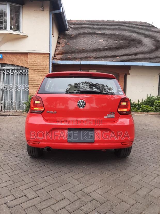 Volkswagen Polo 2017 Red