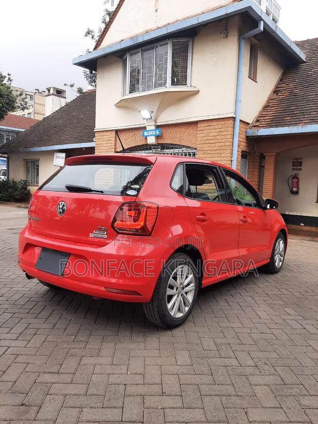 Volkswagen Polo 2017 Red