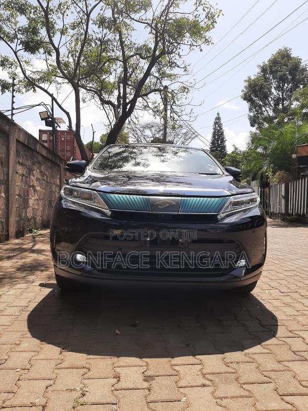 Toyota Harrier 2.0 4WD 2018 Black