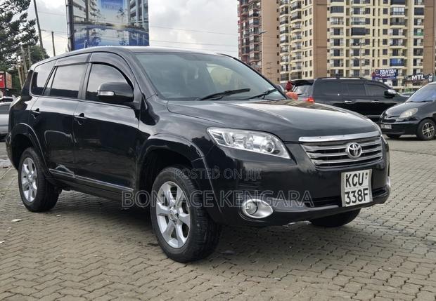 Toyota Vanguard 2012 Black