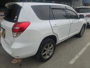 Toyota Vanguard 2013 White for sale