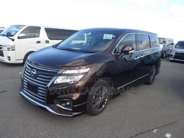 Nissan Elgrand 2019 Brown