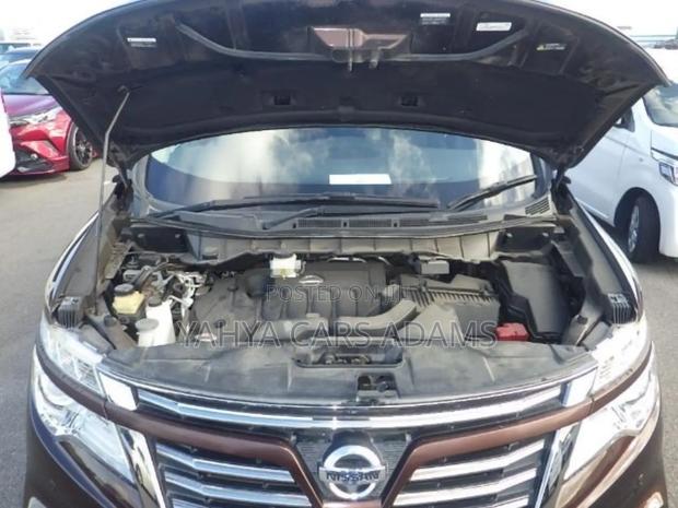 Nissan Elgrand 2019 Brown