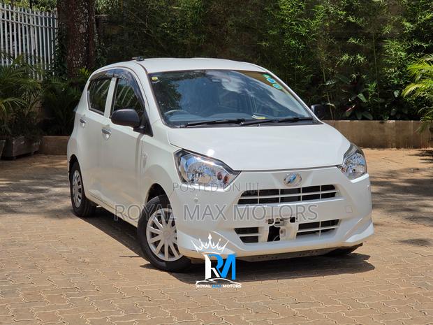 Daihatsu Mira 2018 White