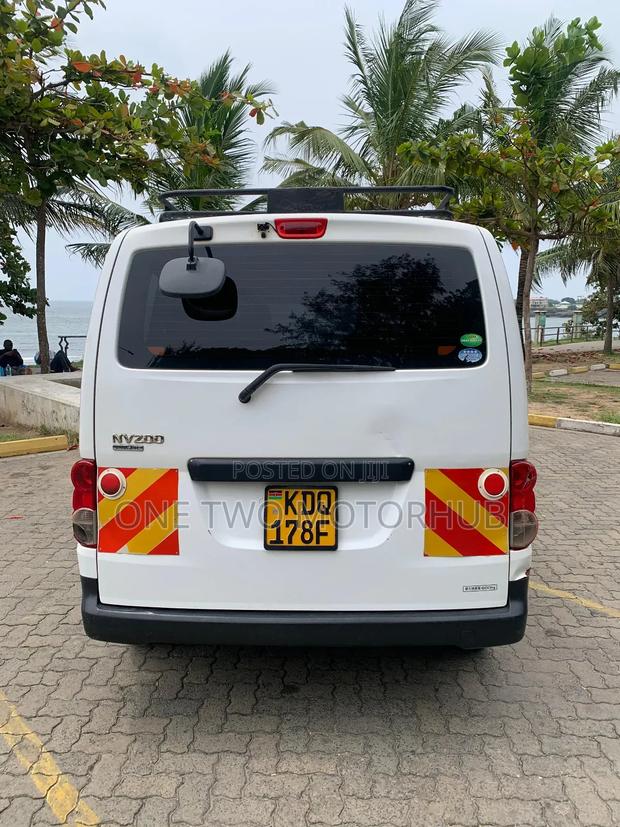 Nissan NV200 2016 White