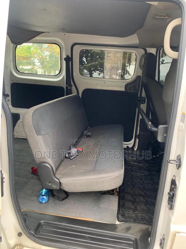 Nissan NV200 2016 White