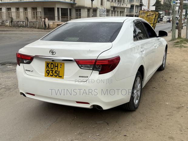 Toyota Mark X 2.5 RWD 2015 White