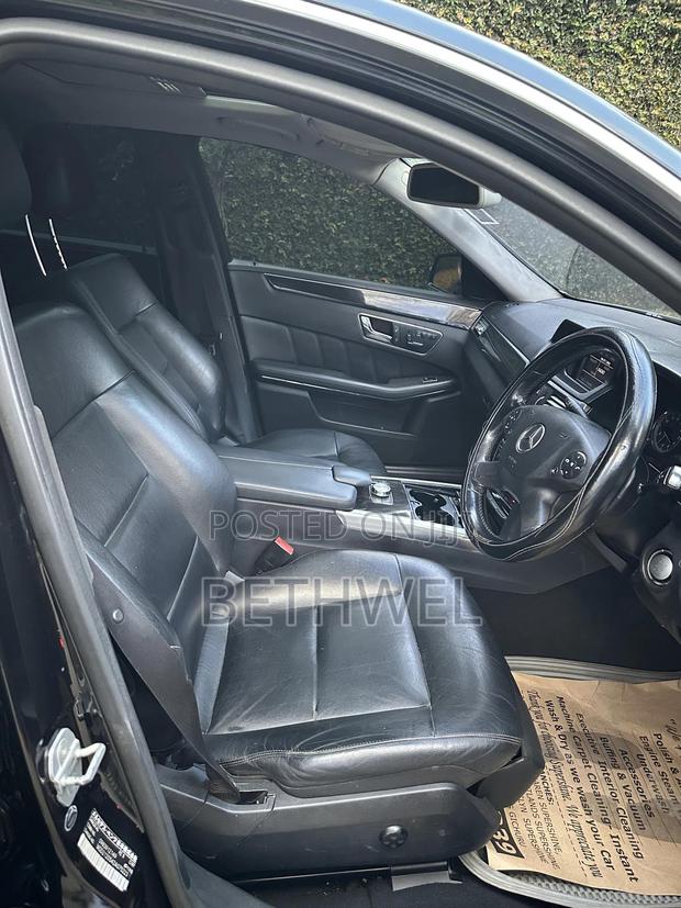 Mercedes-Benz E300 2010 Black