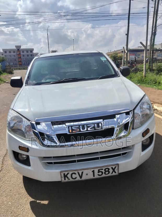 Isuzu D-MAX 2017 White