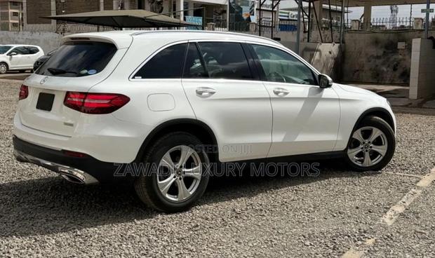 Mercedes-Benz GLC-Class 2018 White